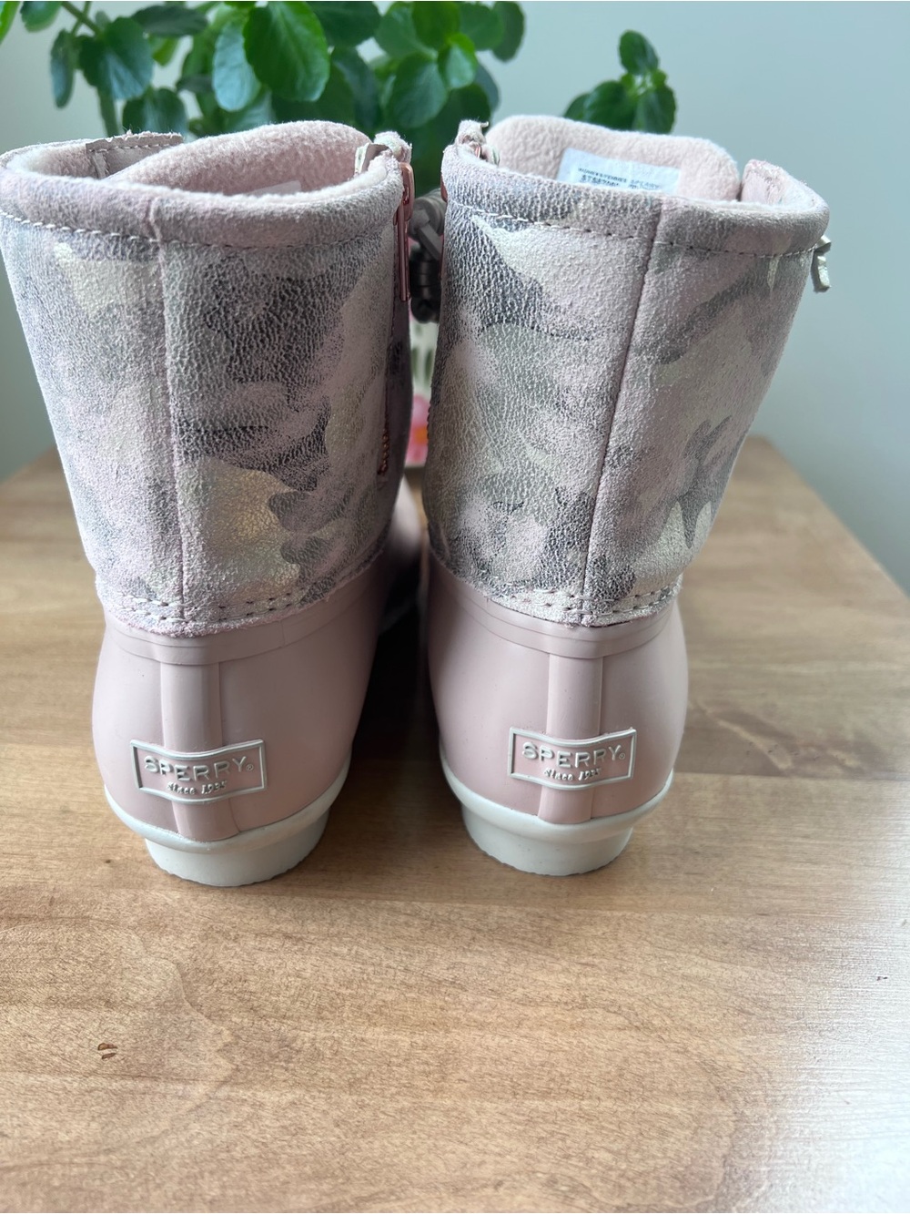 Sperry Women's Saltwater Metallic Camo Pink Waterproof Duck Boots Size 9 - Picture 10 of 10